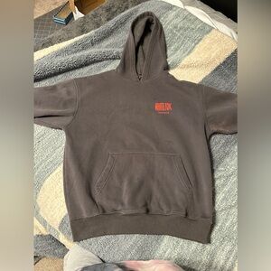 White fox sweatshirt